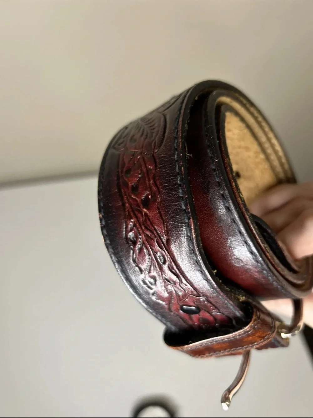 Dun Dee Western Leather Hatband Hand Stamped  Red/Brown W/Buckle Size34